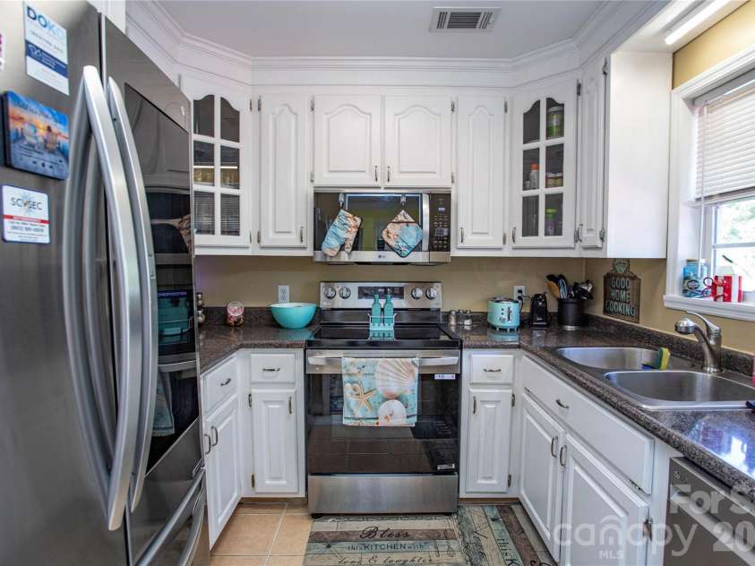 4576 Hwy 213 Highway, Winnsboro, SC 29180.  MLS# CAR4412639, YatesRealty ID 48698. 