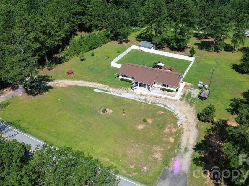4576 Hwy 213 Highway, Winnsboro, SC 29180.  MLS# CAR4412639, YatesRealty ID 48698. 
