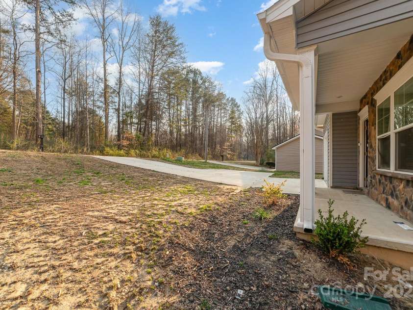 3944 Wade E Morgan Road, Charlotte, NC 28269.  MLS# CAR4235226, YatesRealty ID 4870. 