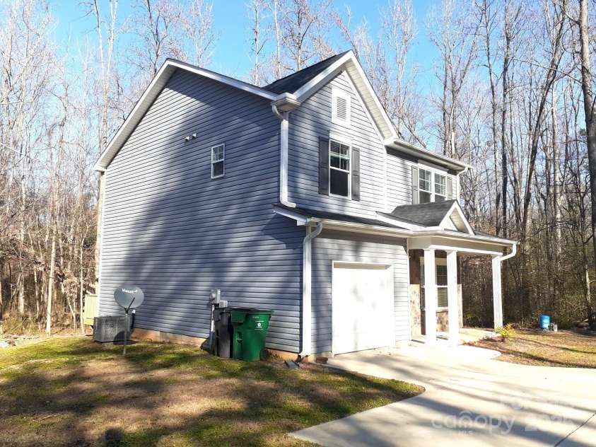 3944 Wade E Morgan Road, Charlotte, NC 28269.  MLS# CAR4330983, YatesRealty ID 4870. 