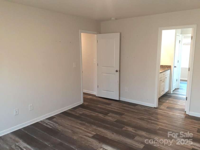 3944 Wade E Morgan Road, Charlotte, NC 28269.  MLS# CAR4330983, YatesRealty ID 4870. 