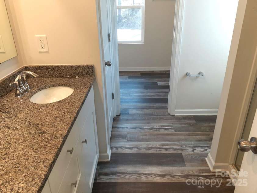 3944 Wade E Morgan Road, Charlotte, NC 28269.  MLS# CAR4330983, YatesRealty ID 4870. 