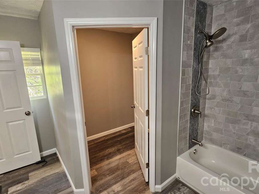 355 Round Knob Church Road, West Jefferson, NC 28694.  MLS# CAR4421567, YatesRealty ID 48701. 