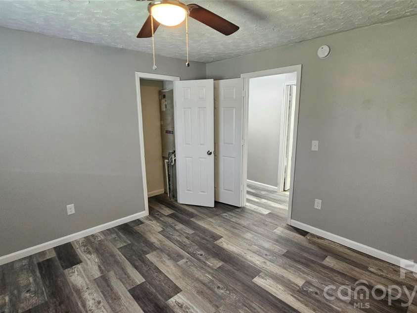 355 Round Knob Church Road, West Jefferson, NC 28694.  MLS# CAR4421567, YatesRealty ID 48701. 