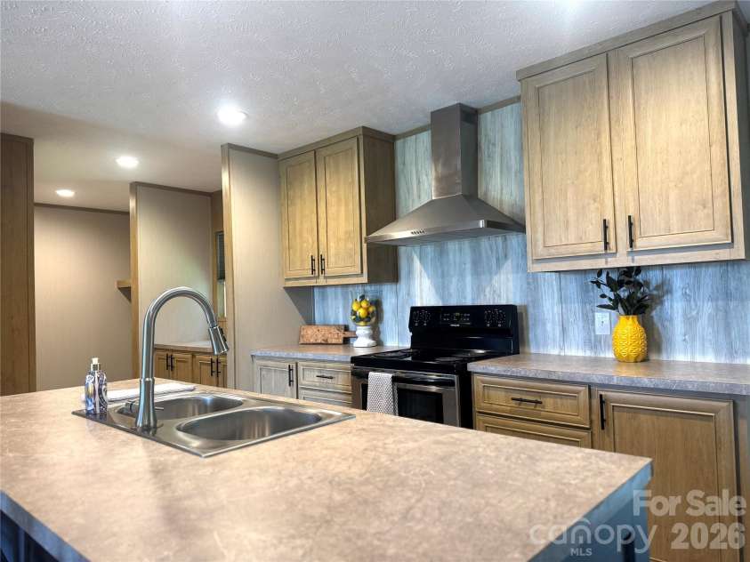 6380 Old US 70 Highway, Cleveland, NC 27013.  MLS# CAR4421017, YatesRealty ID 48704. 