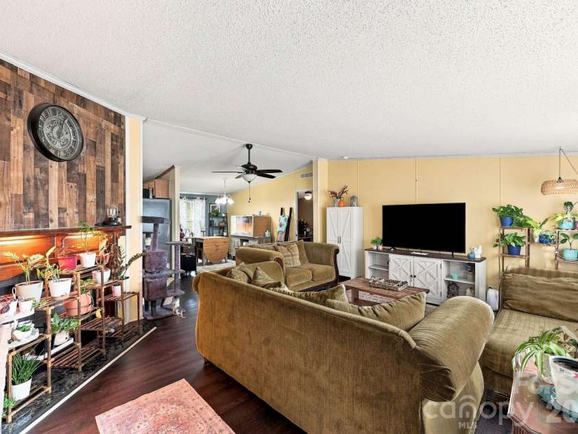 2607 Forsythe Lane, Concord, NC 28025.  MLS# CAR4418205, YatesRealty ID 48705. 