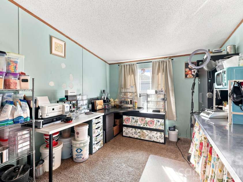 2607 Forsythe Lane, Concord, NC 28025.  MLS# CAR4418205, YatesRealty ID 48705. 