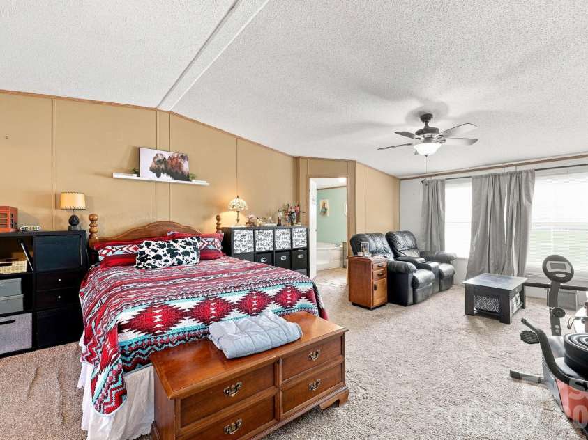 2607 Forsythe Lane, Concord, NC 28025.  MLS# CAR4418205, YatesRealty ID 48705. 