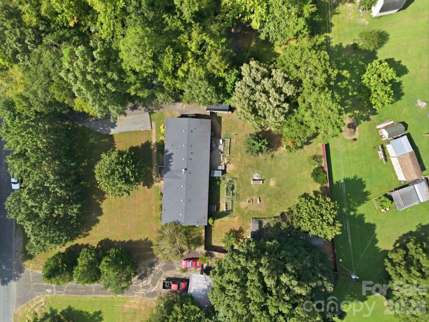 2607 Forsythe Lane, Concord, NC 28025.  MLS# CAR4418205, YatesRealty ID 48705. 