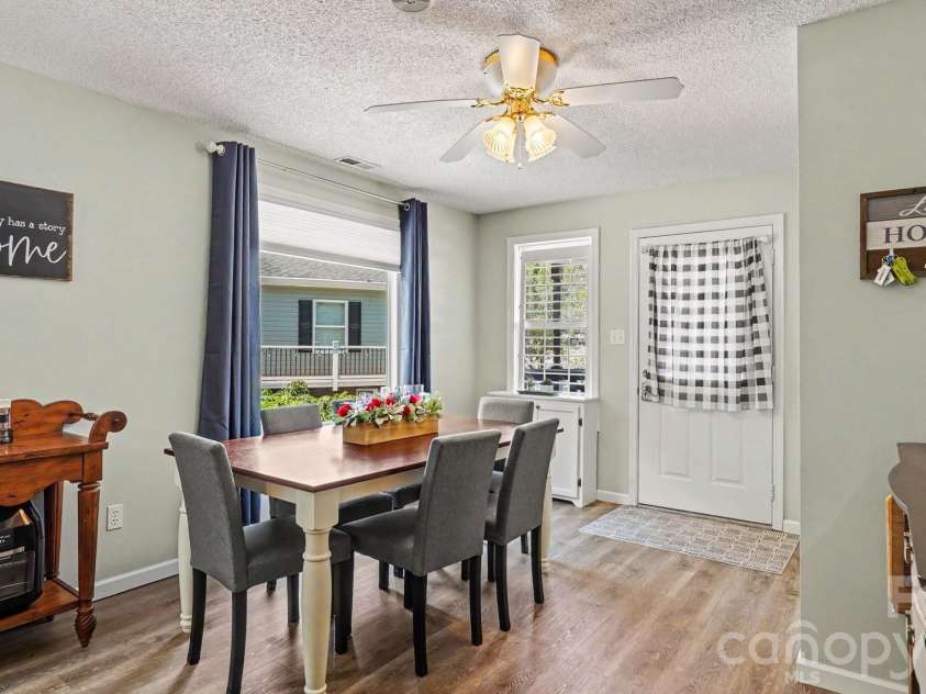 113 Lake View Drive, New London, NC 28127.  MLS# CAR4396569, YatesRealty ID 48706. 