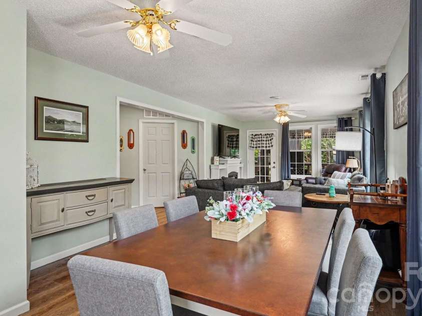 113 Lake View Drive, New London, NC 28127.  MLS# CAR4396569, YatesRealty ID 48706. 