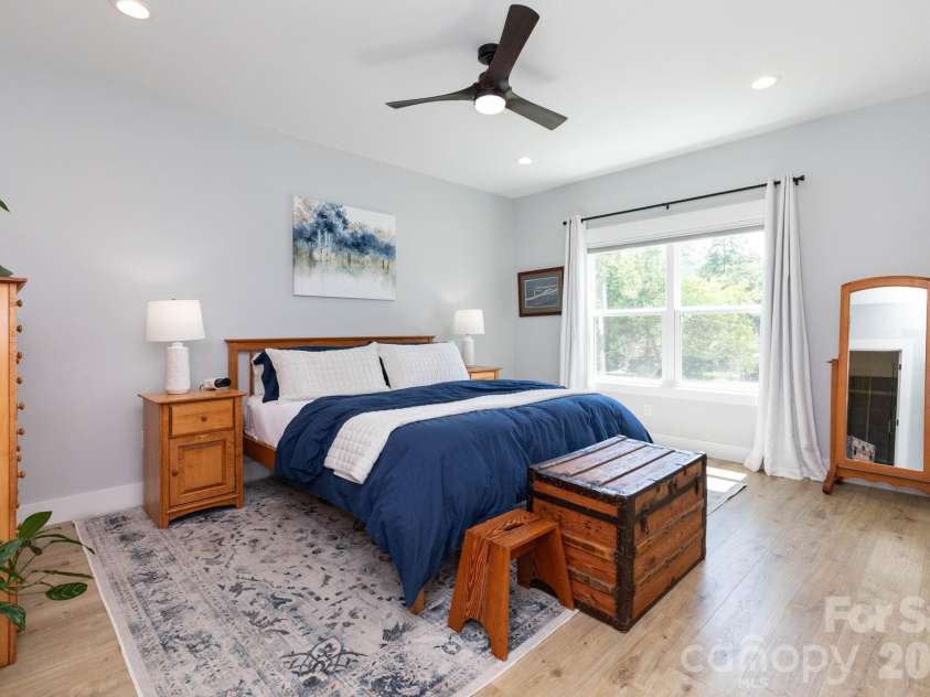 206 Padgettown Road, Black Mountain, NC 28711.  MLS# CAR4421314, YatesRealty ID 48707. Primary Bedroom