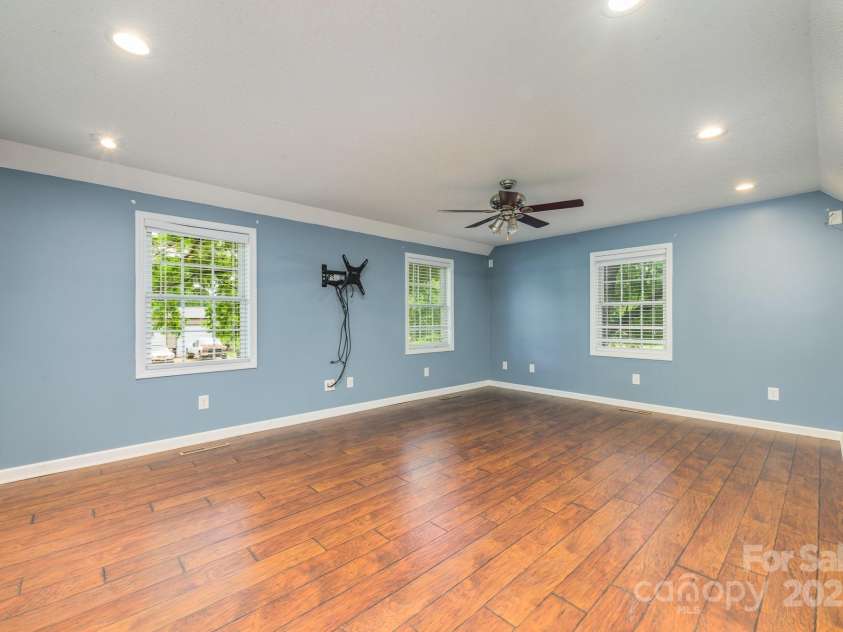 8282 Park Edwards Road, Kannapolis, NC 28081.  MLS# CAR4258697, YatesRealty ID 4871. 