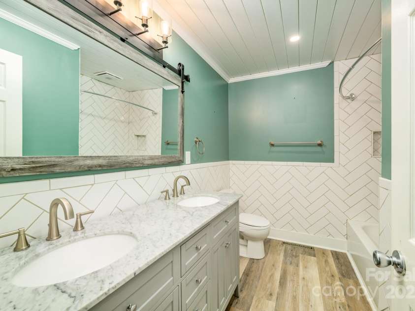 8282 Park Edwards Road, Kannapolis, NC 28081.  MLS# CAR4258697, YatesRealty ID 4871. 