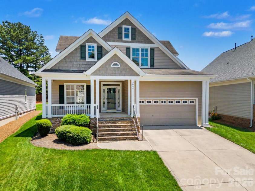 3044 Parker Green Trail, Charlotte, NC 28269.  MLS# CAR4393794, YatesRealty ID 48710. 