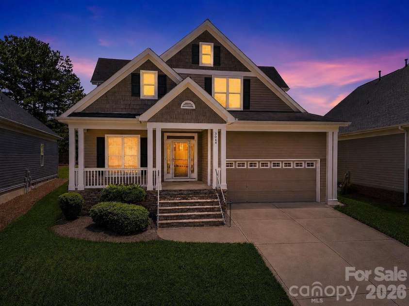 3044 Parker Green Trail, Charlotte, NC 28269.  MLS# CAR4393794, YatesRealty ID 48710. 