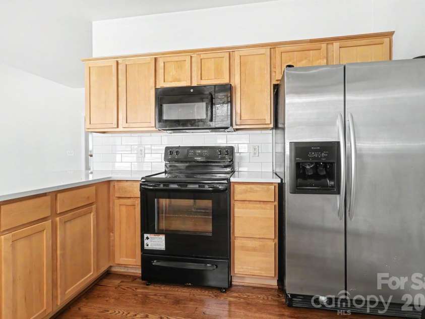 3044 Parker Green Trail, Charlotte, NC 28269.  MLS# CAR4393794, YatesRealty ID 48710. 