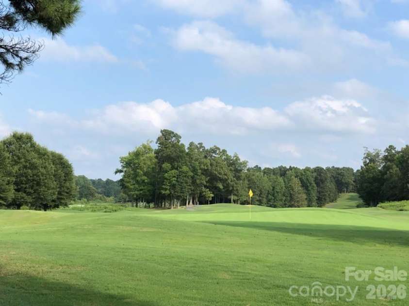 3044 Parker Green Trail, Charlotte, NC 28269.  MLS# CAR4393794, YatesRealty ID 48710. 