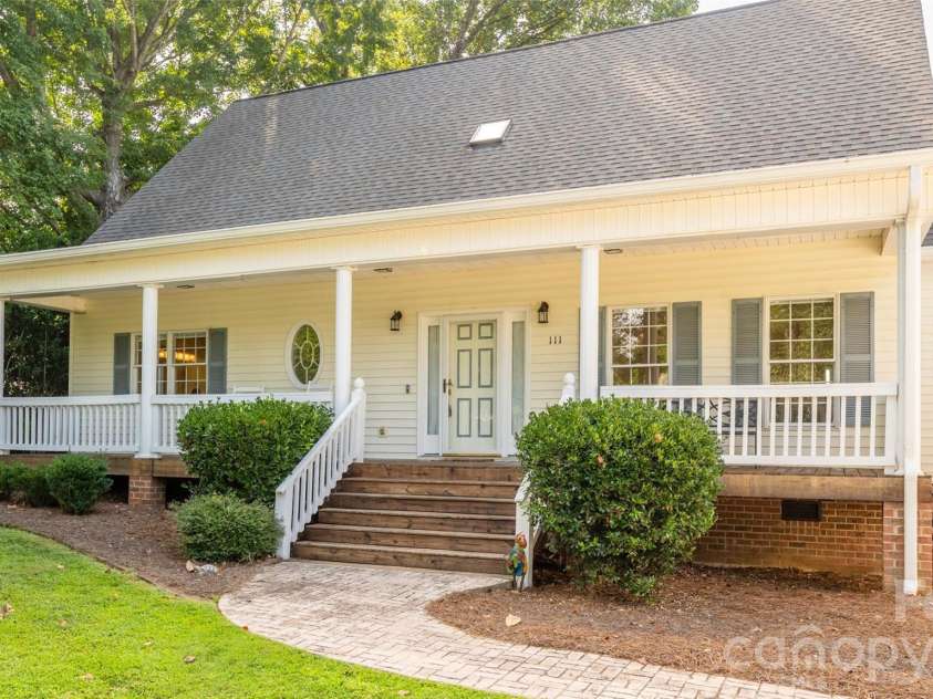 111 Leesburg Lane, Troutman, NC 28166.  MLS# CAR4420159, YatesRealty ID 48712. 