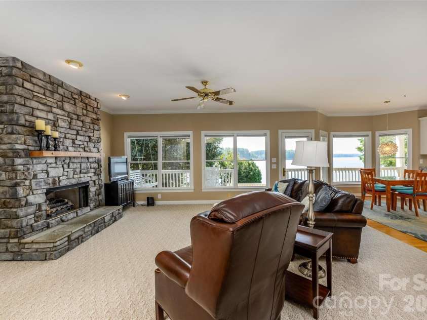 111 Leesburg Lane, Troutman, NC 28166.  MLS# CAR4420159, YatesRealty ID 48712. 