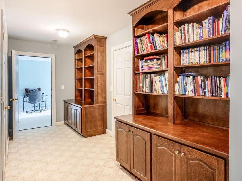 111 Leesburg Lane, Troutman, NC 28166.  MLS# CAR4420159, YatesRealty ID 48712. 