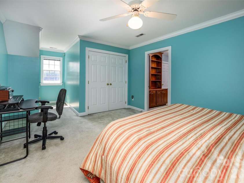 111 Leesburg Lane, Troutman, NC 28166.  MLS# CAR4420159, YatesRealty ID 48712. 