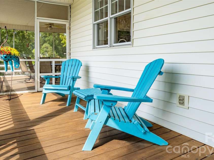 111 Leesburg Lane, Troutman, NC 28166.  MLS# CAR4420159, YatesRealty ID 48712. 