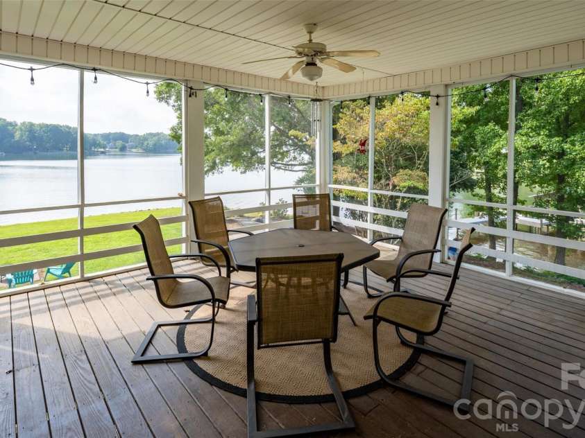 111 Leesburg Lane, Troutman, NC 28166.  MLS# CAR4420159, YatesRealty ID 48712. 