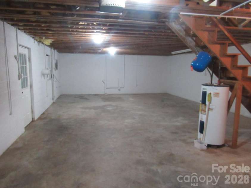 1809 Industrial Park Road, Lincolnton, NC 28092.  MLS# CAR4420946, YatesRealty ID 48713. Basement