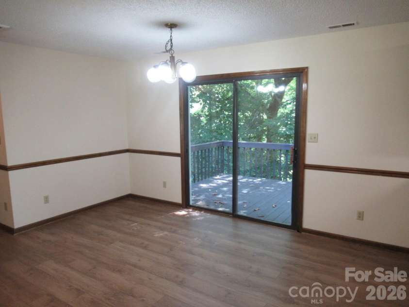 1809 Industrial Park Road, Lincolnton, NC 28092.  MLS# CAR4420946, YatesRealty ID 48713. Dining