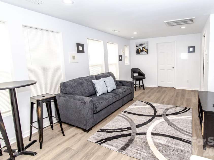 1101 Main Street, Salisbury, NC 28144.  MLS# CAR4371932, YatesRealty ID 48716. 