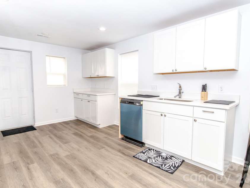 1101 Main Street, Salisbury, NC 28144.  MLS# CAR4371932, YatesRealty ID 48716. 