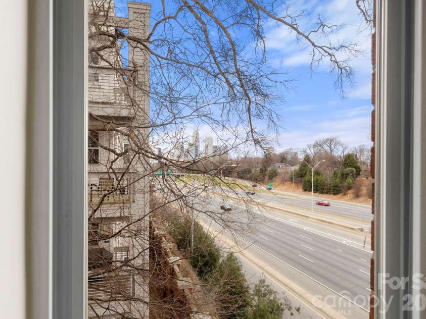 915 Gracie Way, Charlotte, NC 28204.  MLS# CAR4355410, YatesRealty ID 48720. View Bed 3