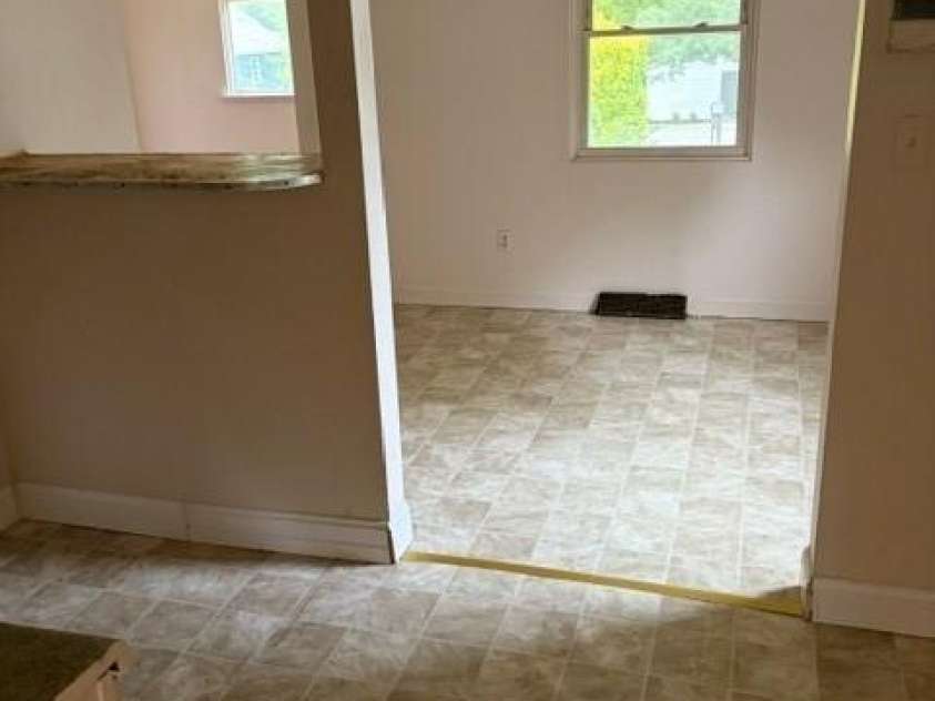 1044 Short Street, Salisbury, NC 28144.  MLS# CAR4421490, YatesRealty ID 48721. 