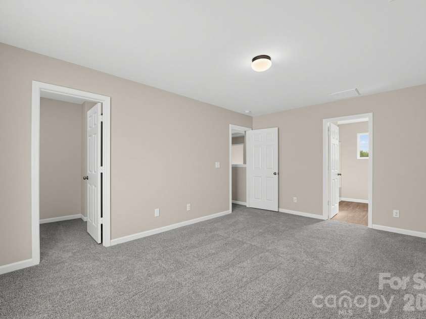 12432 Bending Branch Road, Charlotte, NC 28227.  MLS# CAR4421244, YatesRealty ID 48722. 