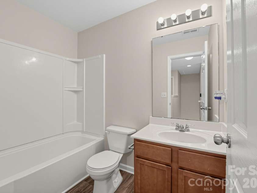 12432 Bending Branch Road, Charlotte, NC 28227.  MLS# CAR4421244, YatesRealty ID 48722. 