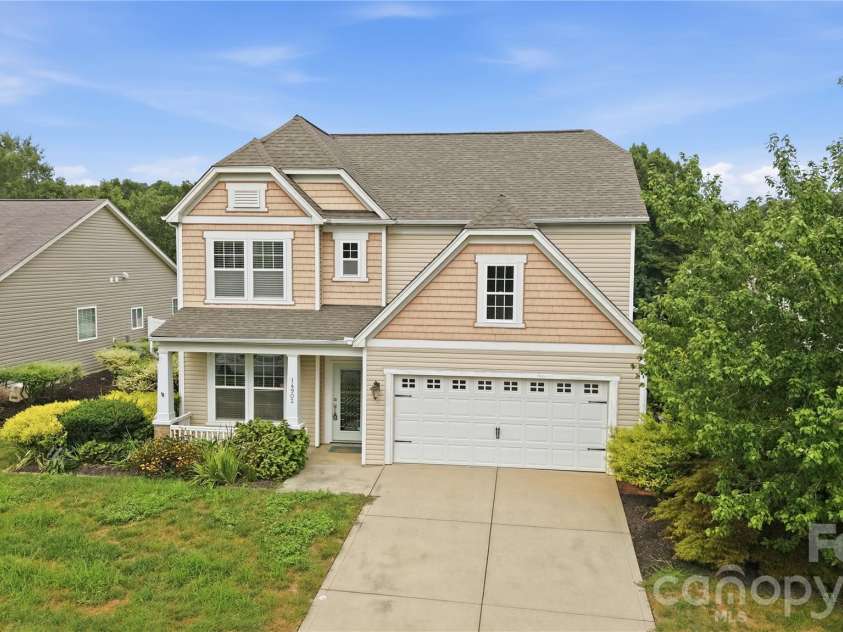 14902 Brotherly Lane, Charlotte, NC 28278.  MLS# CAR4420659, YatesRealty ID 48723. 