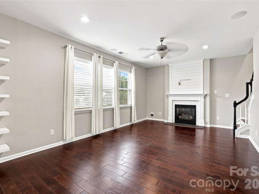14902 Brotherly Lane, Charlotte, NC 28278.  MLS# CAR4420659, YatesRealty ID 48723. 