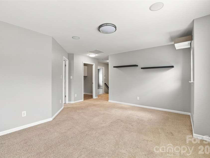14902 Brotherly Lane, Charlotte, NC 28278.  MLS# CAR4420659, YatesRealty ID 48723. 