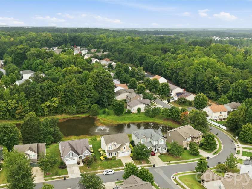 14902 Brotherly Lane, Charlotte, NC 28278.  MLS# CAR4420659, YatesRealty ID 48723. 