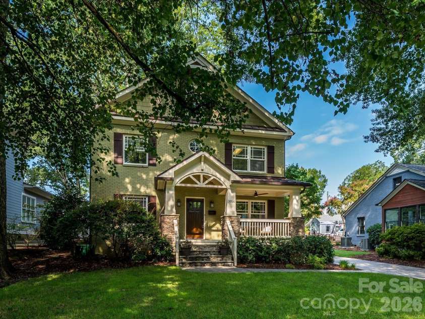 3016 Somerset Drive, Charlotte, NC 28209.  MLS# CAR4419759, YatesRealty ID 48724. 