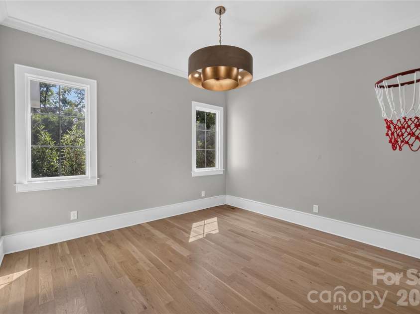 632 Ideal Way, Charlotte, NC 28203.  MLS# CAR4421596, YatesRealty ID 48725. 