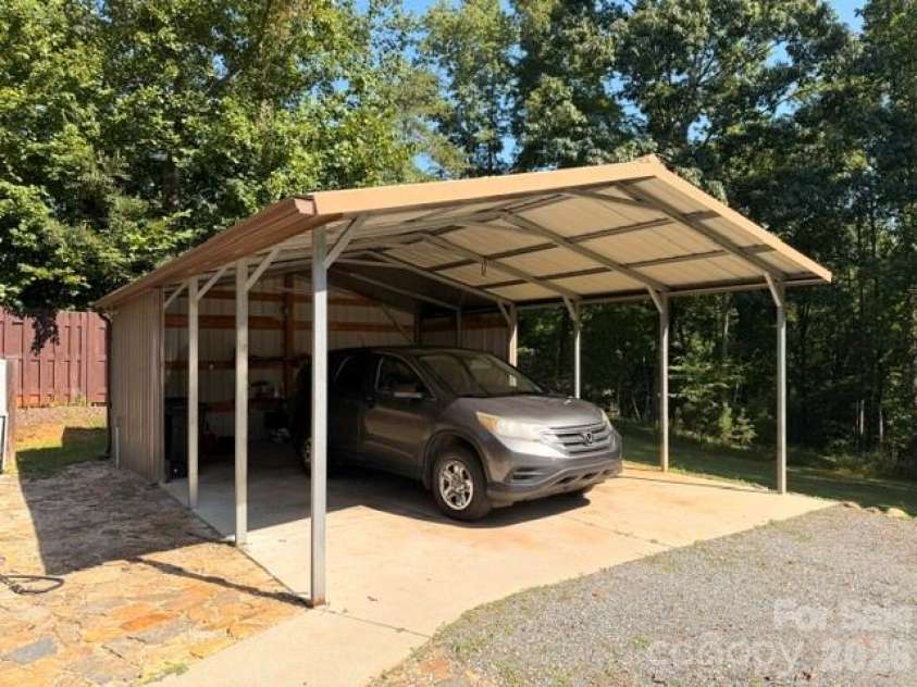1846 Deer Park Road, Nebo, NC 28761.  MLS# CAR4421603, YatesRealty ID 48726. 