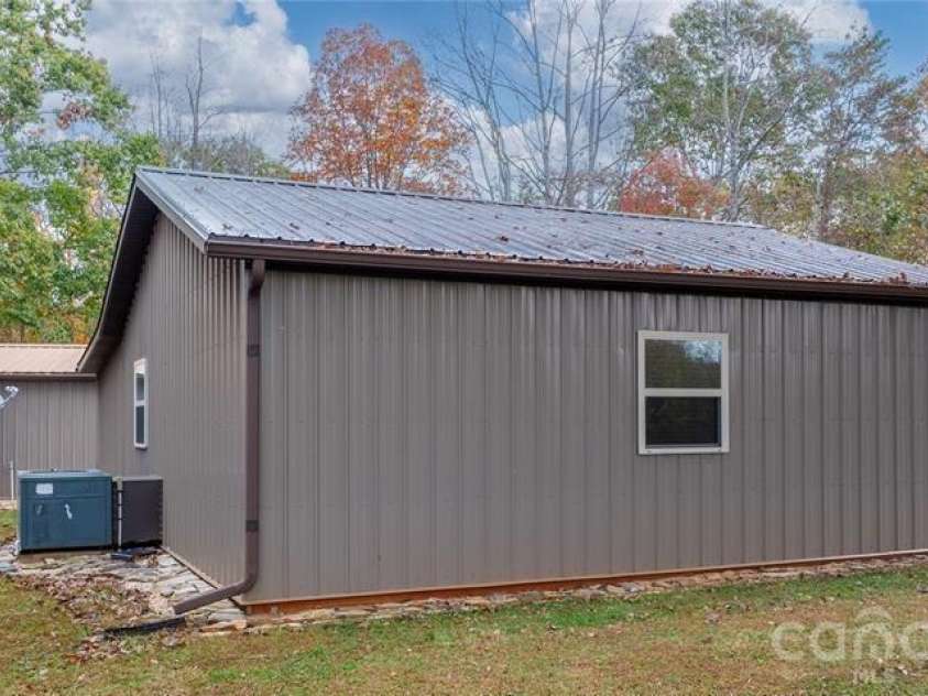 1846 Deer Park Road, Nebo, NC 28761.  MLS# CAR4421603, YatesRealty ID 48726. 