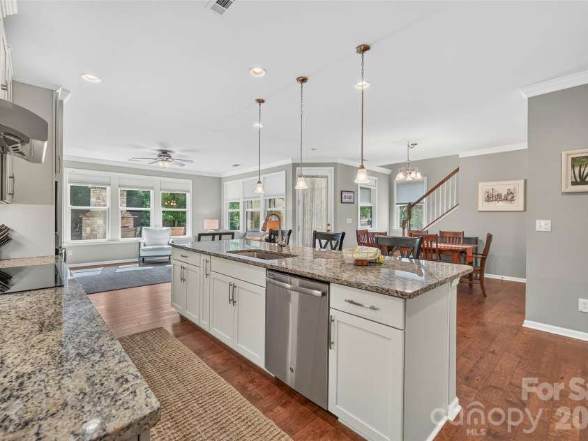 8829 Bur Lane, Huntersville, NC 28078.  MLS# CAR4420179, YatesRealty ID 48727. 