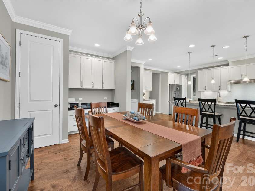 8829 Bur Lane, Huntersville, NC 28078.  MLS# CAR4420179, YatesRealty ID 48727. 