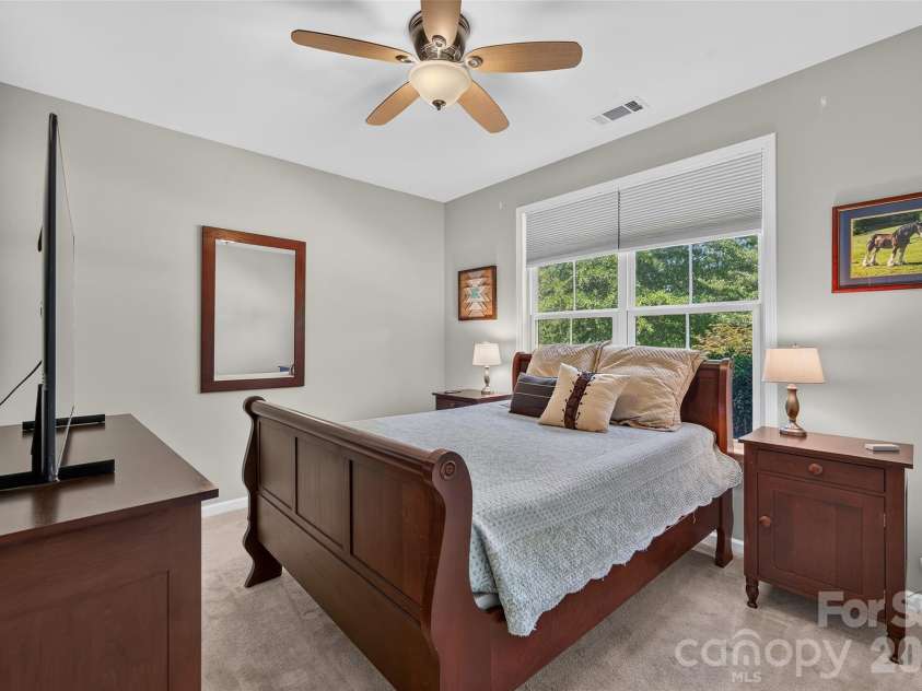 8829 Bur Lane, Huntersville, NC 28078.  MLS# CAR4420179, YatesRealty ID 48727. 