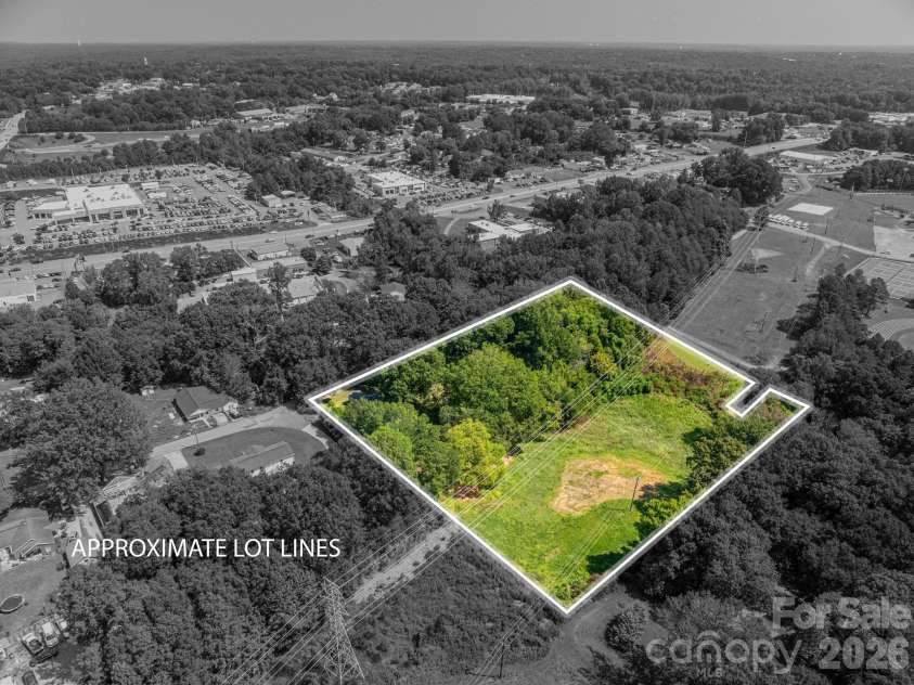 301 Belt Drive, Gastonia, NC 28056.  MLS# CAR4420059, YatesRealty ID 48729. 