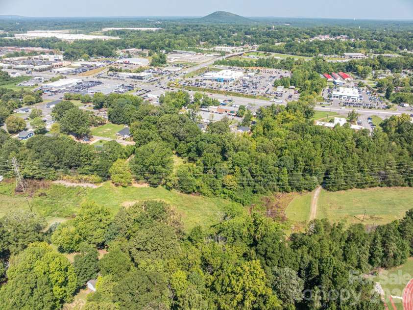 301 Belt Drive, Gastonia, NC 28056.  MLS# CAR4420059, YatesRealty ID 48729. 