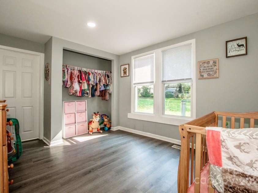 60 Hunter Bridge Road, Stony Point, NC 28678.  MLS# CAR4178107, YatesRealty ID 4873. 